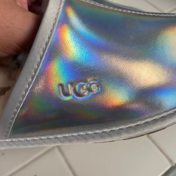 UGG Pearle Iridescent Hologram Slipper Scuff Size 5 NEW Never Worn - Picture 6 of 6